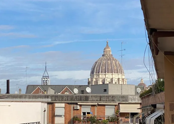 Apartment Fall In With Vaticano - 5 Minutes From The Vatican - Balcony With A View *